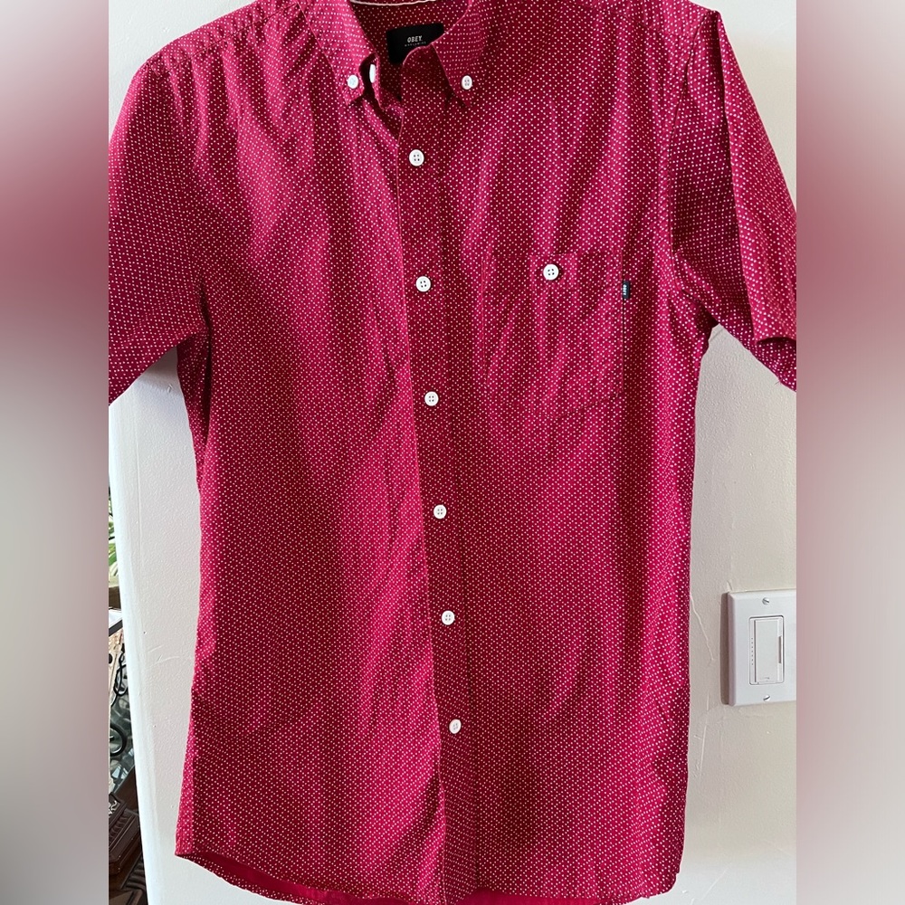 Obey Men’s casual button down shirt. Size Small